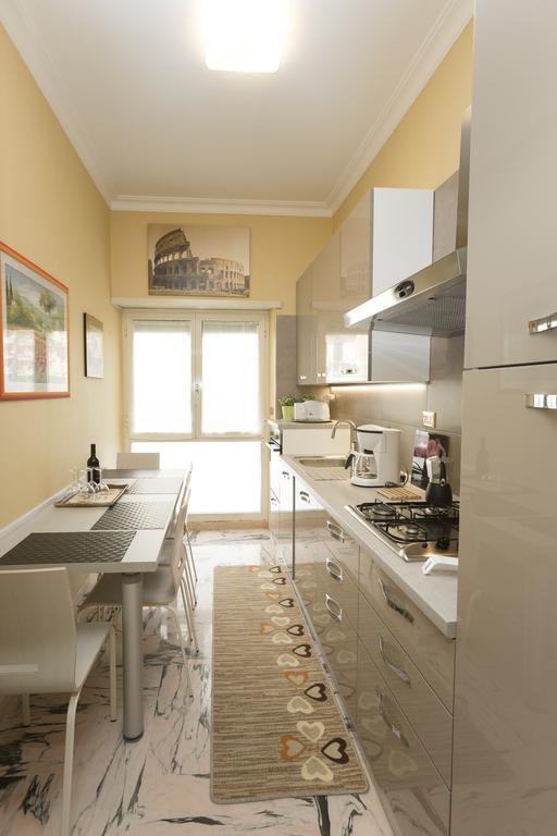 Chigi Apartment Rome