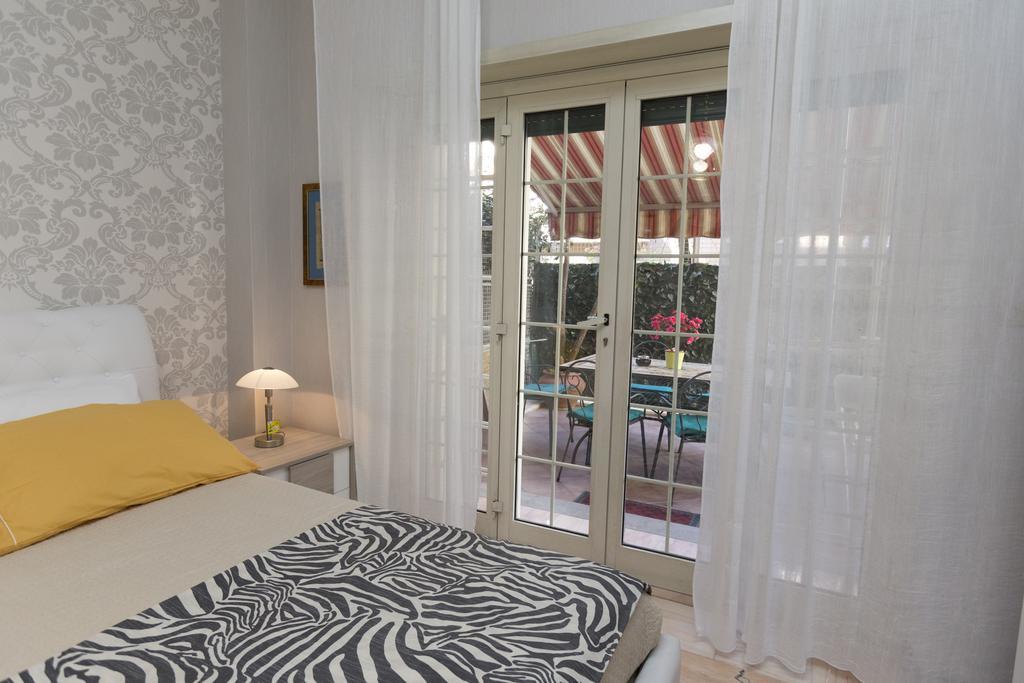 Apartment Chigi Rome